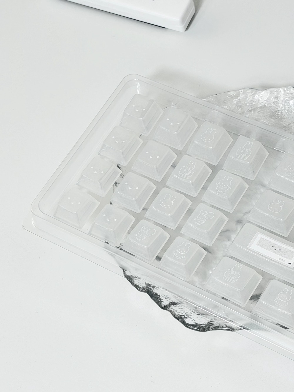 Keyboard Gaming Transparent - Kawaii Miffy – przezroczyste nakładki na